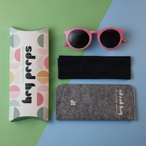 Retro Classics Pink kids sunglasses with box, pouch and cleaning cloth